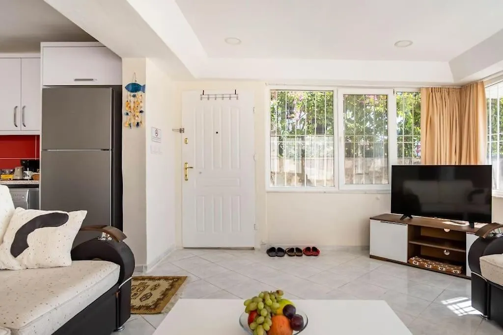 Bodrum Burcu Residence, Magnificent Sea View, Cozy, Free Otopark, Free Wifi 0*,  Τουρκία